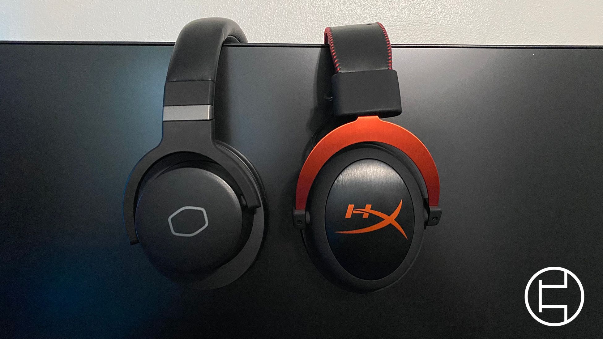 MH752 and Cloud II headsets